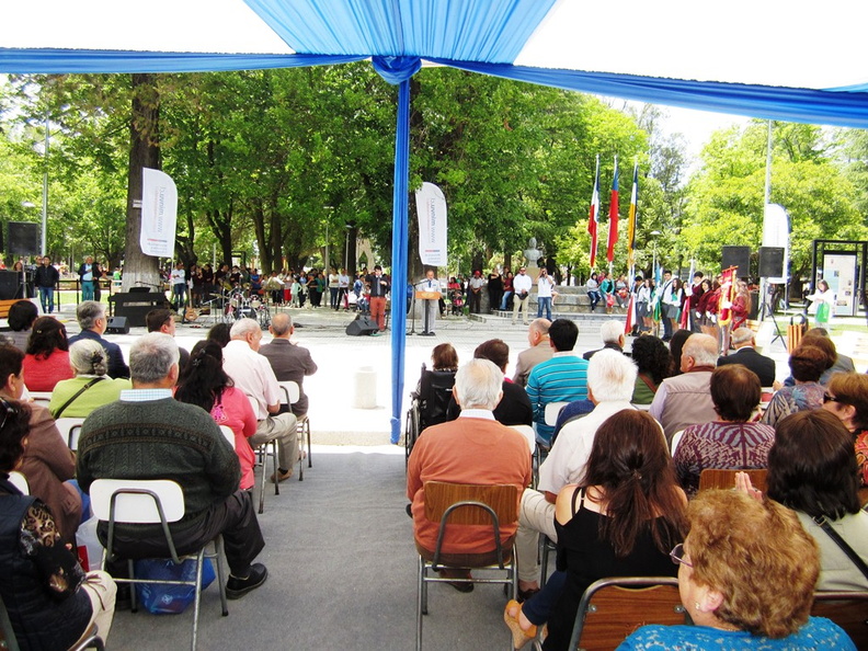 Plaza de Armas de Pinto hace su inauguración oficial ante las autoridades y la comunidad 01-12-2016 (3).JPG