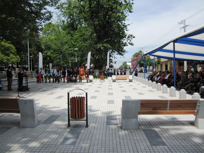 Plaza de Armas de Pinto hace su inauguración oficial ante las autoridades y la comunidad 01-12-2016 (10).JPG