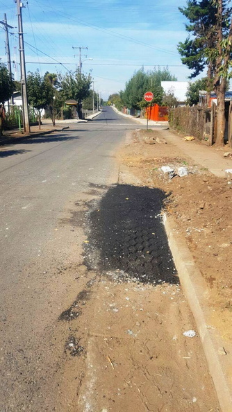 Municipalidad realiza reparación de calles con maquinaria municipal 13-04-2017 (7)
