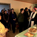 Obispo de la Diócesis de Chillán bendice Hogar de Ancianos Jesús de Nazaret 22-04-2017 (4).jpg