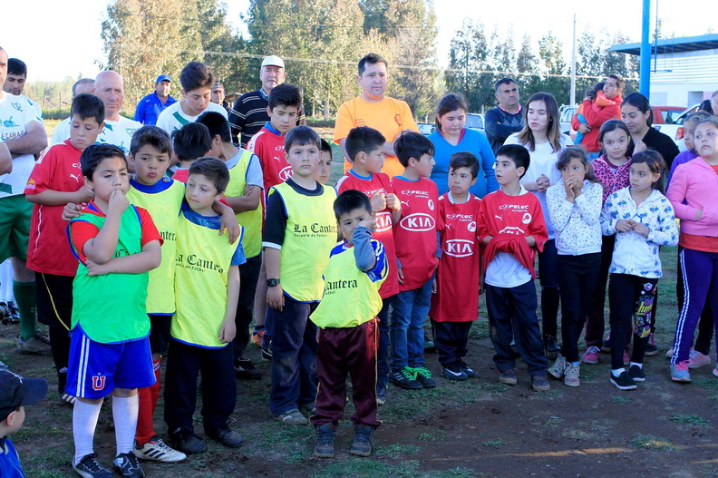 Ciruelito realiza re-apertura de su Escuela de Fútbol 16-10-2017 (4).jpg