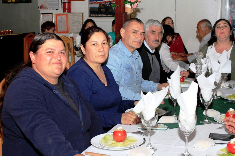 Municipalidad de Pinto brinda reconocimiento a las Manipuladoras de Alimentos con un almuerzo de camaradería 30-10-2017 (1).jpg