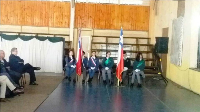 Alcalde de Pinto concurrió al acto de las Glorias Navales, organizado por el Liceo Politécnico José Pinto Arias 23-05-2018 (6)