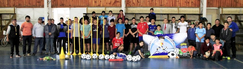Implementación deportiva fue entregada a la Escuela Juvenil de Fútbol de Pinto 05-10-2018 (9)