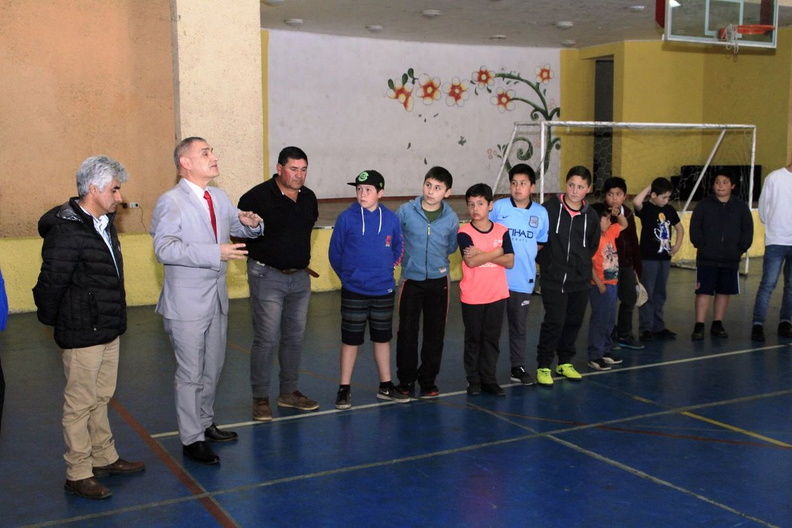Implementación deportiva fue entregada a la Escuela Juvenil de Fútbol de Pinto 05-10-2018 (19)