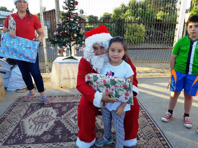Entrega de Juguetes de Navidad fue realizada en la Villa Padre Hurtado y en la Villa Manuel Rodríguez 21-12-2018 (71)