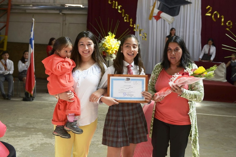 Licenciatura de 8° Básico de la Escuela Puerta de la Cordillera 18-12-2019 (84)