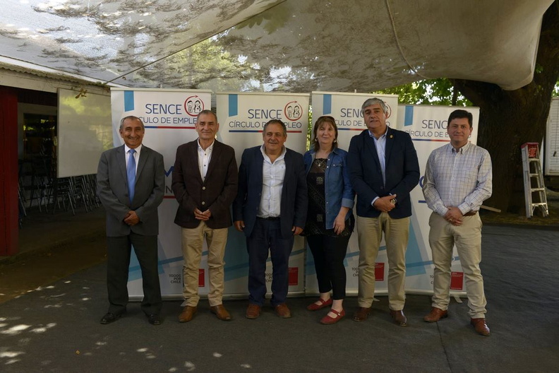 Oficinas OMIL Red Ñuble Cordillera hacen reconocimiento a sus Alcaldes 18-12-2019 (16)
