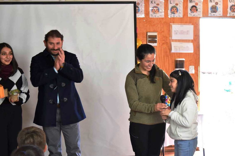 Oficina Local de la Infancia junto a Chile Crece Contigo celebraron a las mamitas de la Escuela Santa Eduviges 12-05-2023 (17).jpg