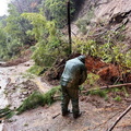 Despliegue de equipos de emergencia municipal por las intensas lluvias que afectaron a la comuna 24-06-2023 (3)