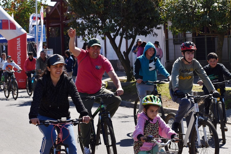 Cicletada Familiar organizada por la Escuela Puerta de la Cordillera 16-10-2023 (36).jpg