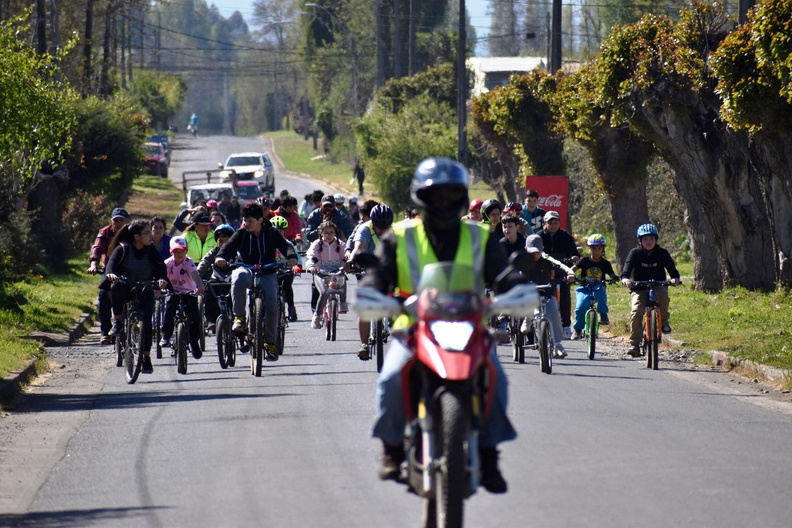 Cicletada Familiar organizada por la Escuela Puerta de la Cordillera 16-10-2023 (46)