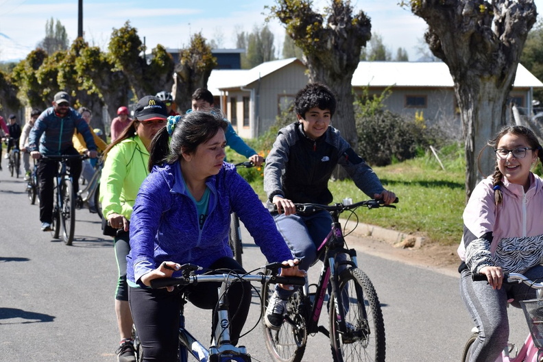 Cicletada Familiar organizada por la Escuela Puerta de la Cordillera 16-10-2023 (56).jpg