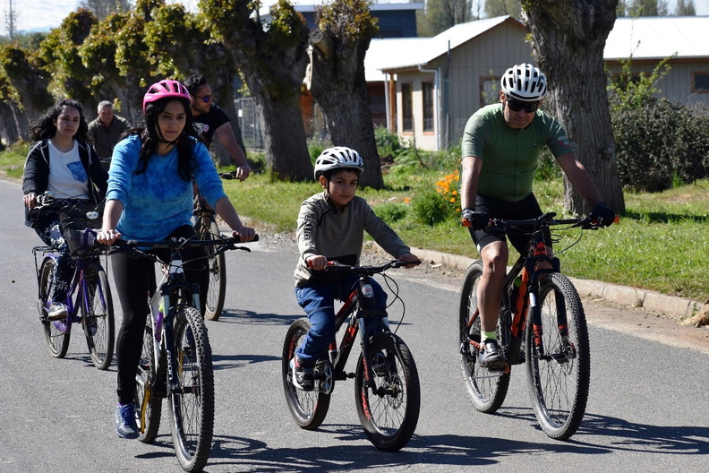 Cicletada Familiar organizada por la Escuela Puerta de la Cordillera 16-10-2023 (63).jpg