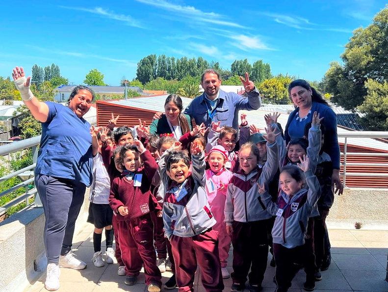 Visita de los alumnos de la Escuela Puerta de la Cordillera 14-11-2023 (4).jpg