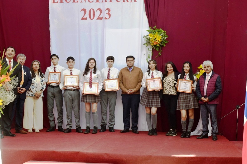Licenciatura de octavos básicos Escuela Puerta de la Cordillera 2023 22-12-2023 (194)