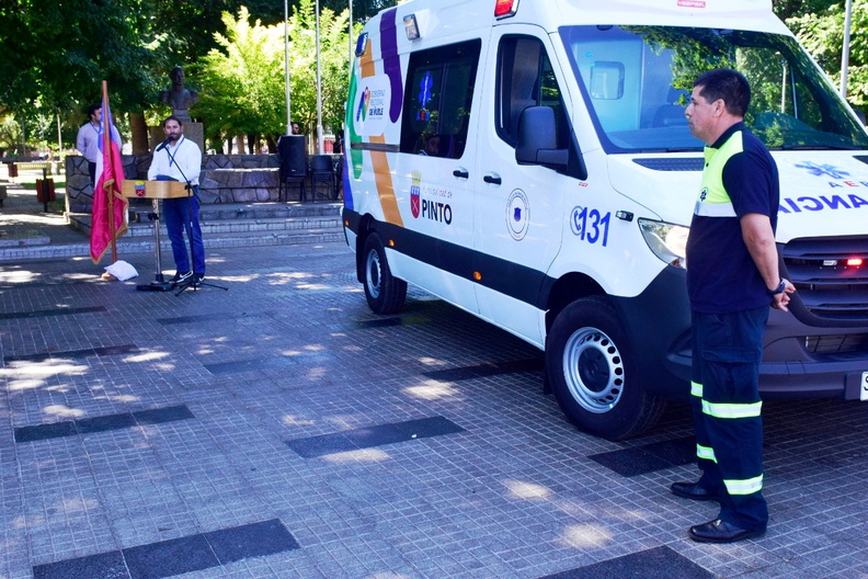 Nueva ambulancia para la comuna 11-01-2024 (18).jpg